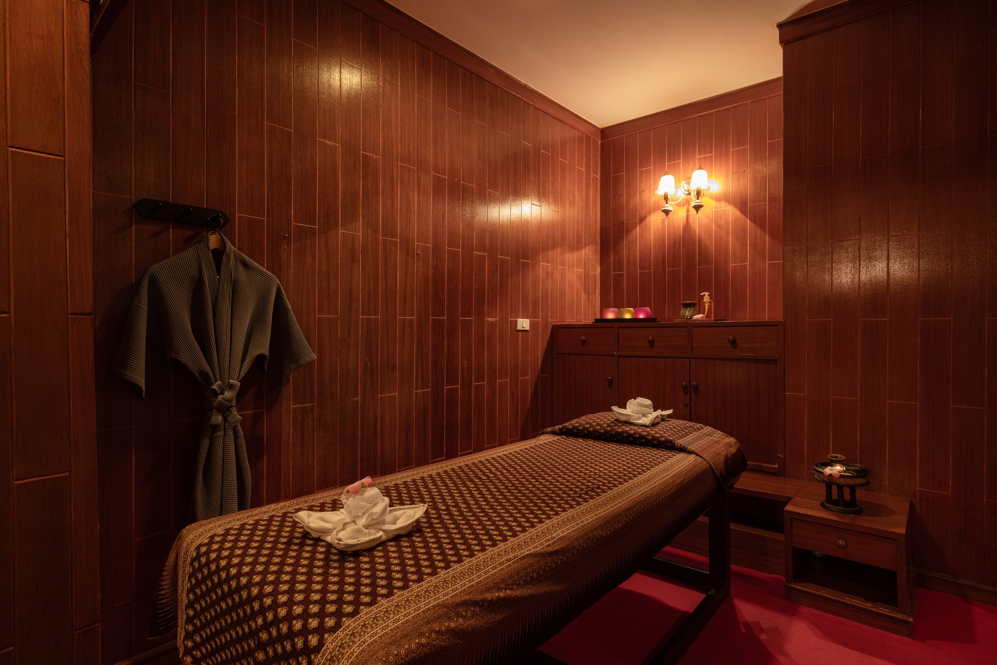 Massage & Spa 6